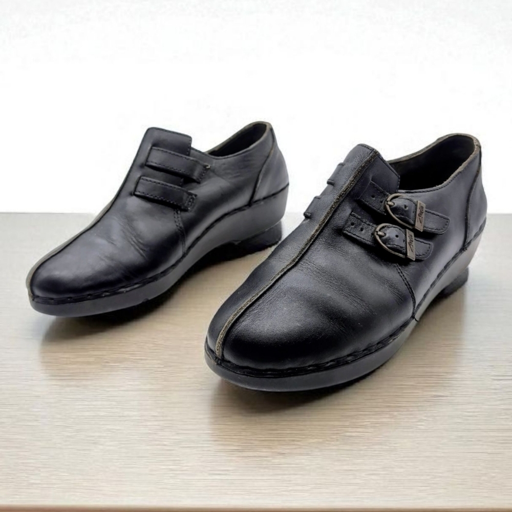 Zeeta Women's Double Buckle Black Leather Shoes